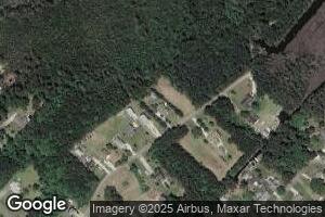 201 Tillett Rd, Wanchese, NC 27981