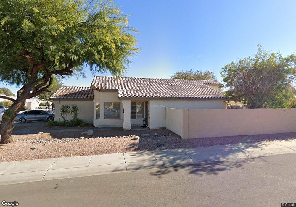 701 W Caroline Ln, Chandler, AZ 85225 - photo 1