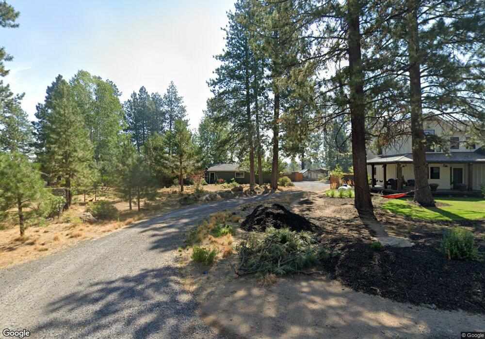 60762 River Bend Dr, Bend, OR 97702 - photo 1