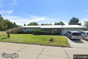 801 E 9th St, Valentine, NE 69201