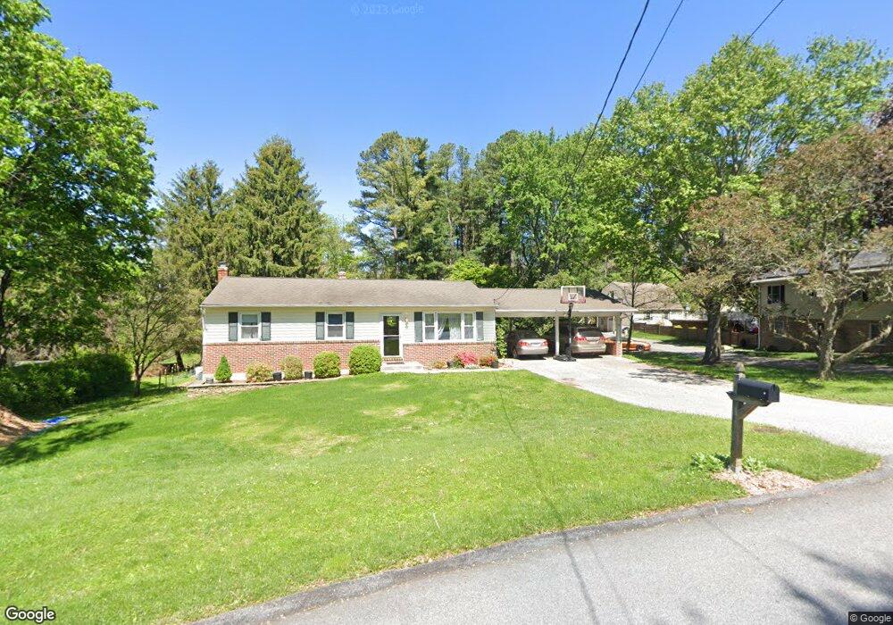 5804 Hanna Rd, Sykesville, MD 21784 - photo 1