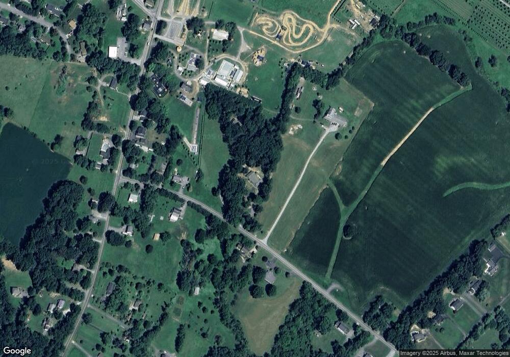 4641 Bartholow Rd, Sykesville, MD 21784 - photo 1