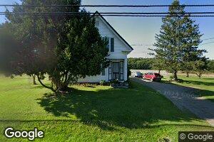 733 Main Rd, Carmel, ME 04419
