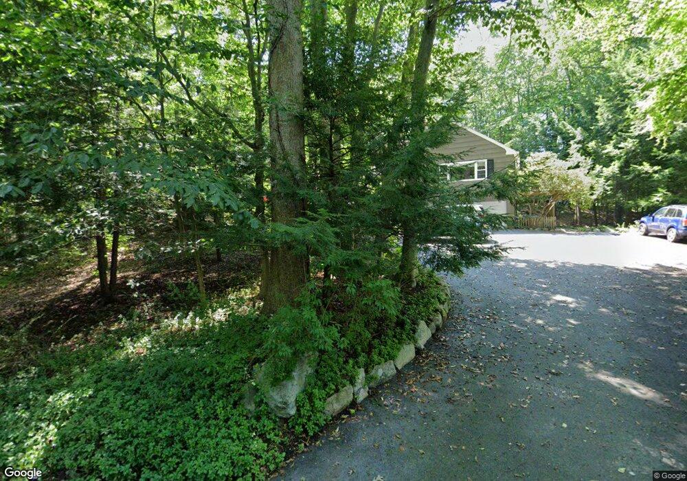 23 Stonebridge Rd, Wilton, CT 06897 - photo 1