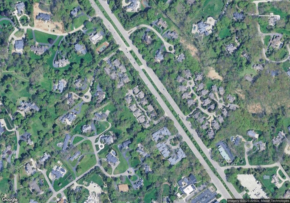 55 Boulder Ln, Bloomfield Hills, MI 48304 - photo 1