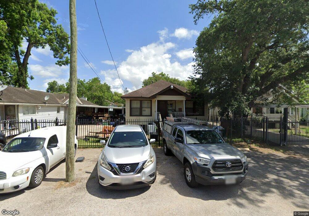1014 Jerome St, Houston, TX 77009 - photo 1