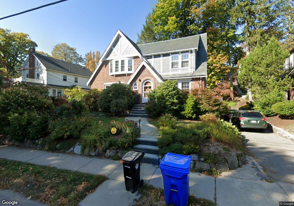 109 Welland Rd, Brookline, MA 02445 - photo 1