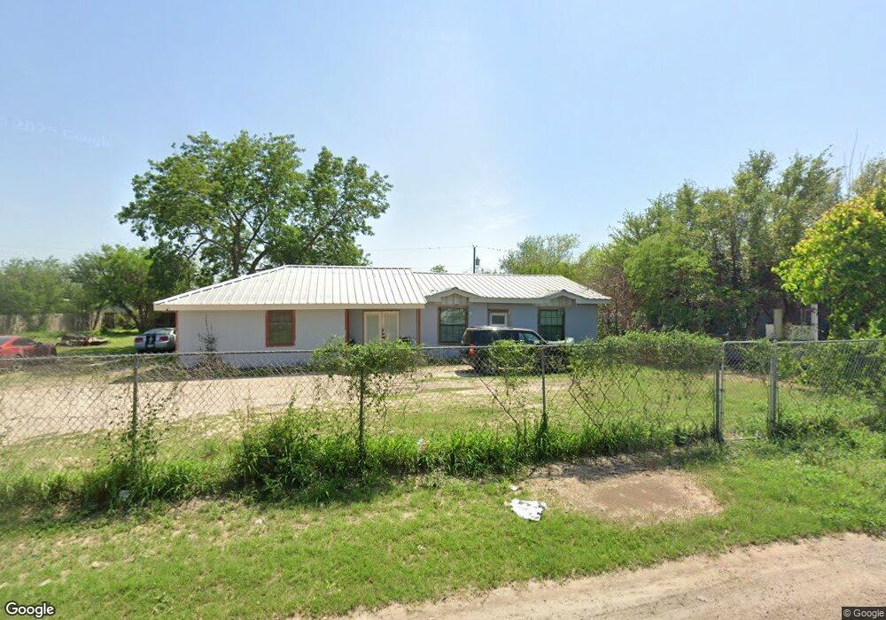 425 Puma Dr, Alamo, TX 78516 - photo 1