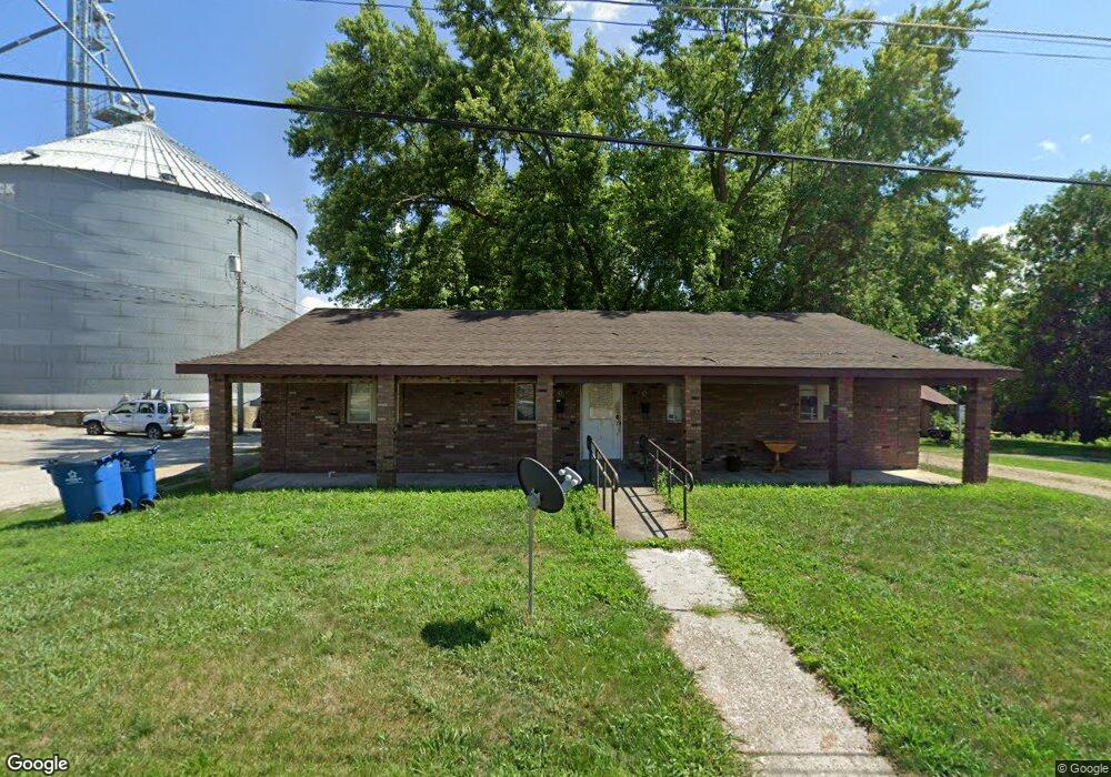 304 Union St, Covington, IN 47932 - photo 1