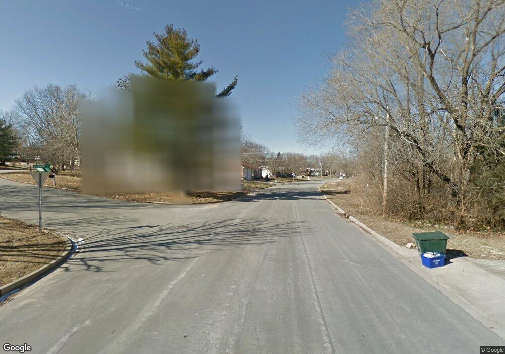 32 Sycamore Dr, Rolla, MO 65401 - photo 1