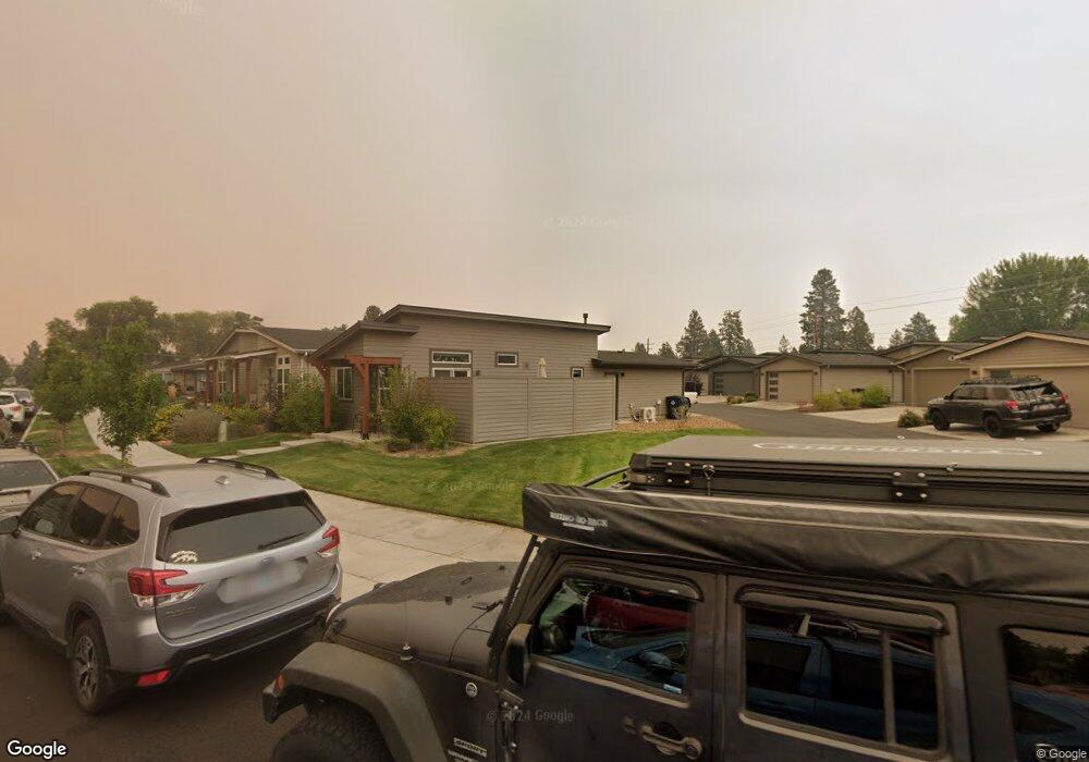 2980 NE Roxy Place, Bend, OR 97701 - photo 1