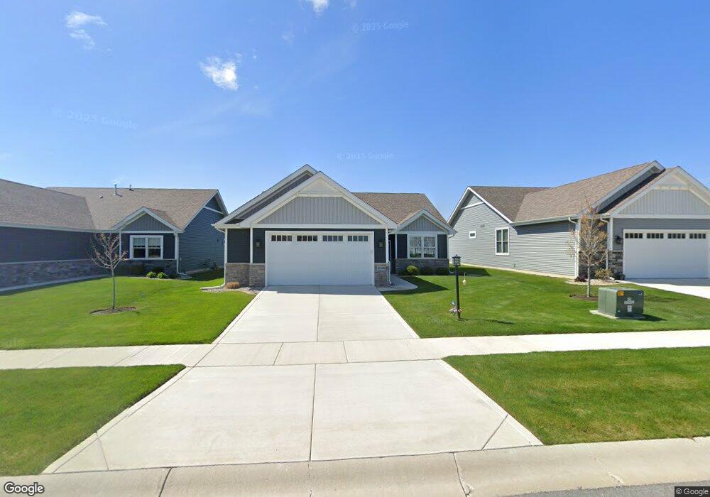 10348 Garnet Way, Saint John, IN 46373 - photo 1