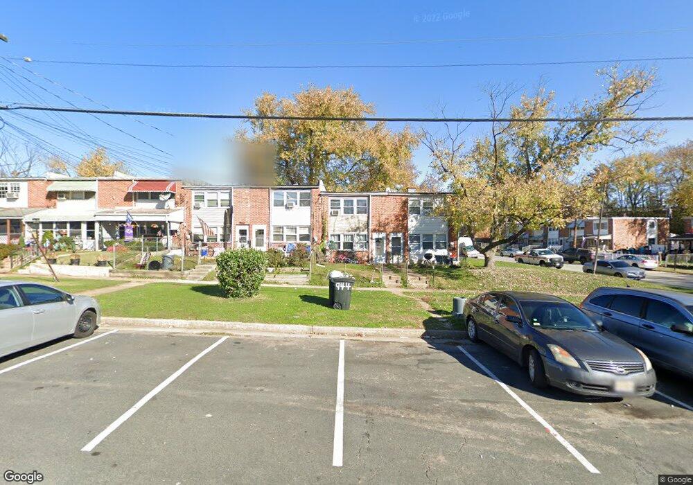 944 Imperial Ct, Halethorpe, MD 21227 - photo 1