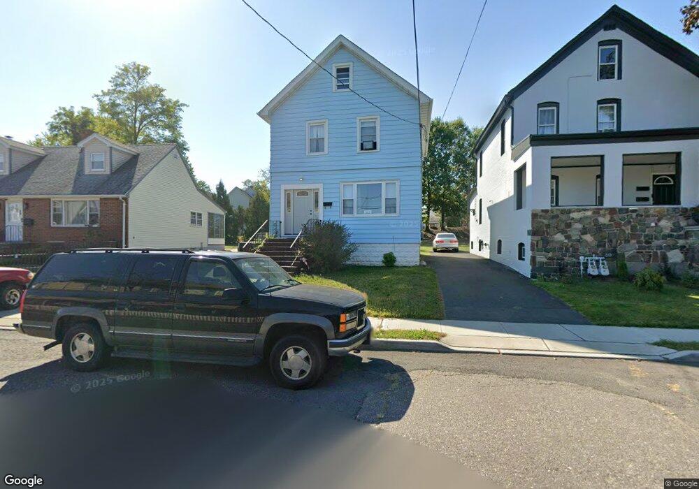 313 E Smith St, Woodbridge, NJ 07095 - photo 1