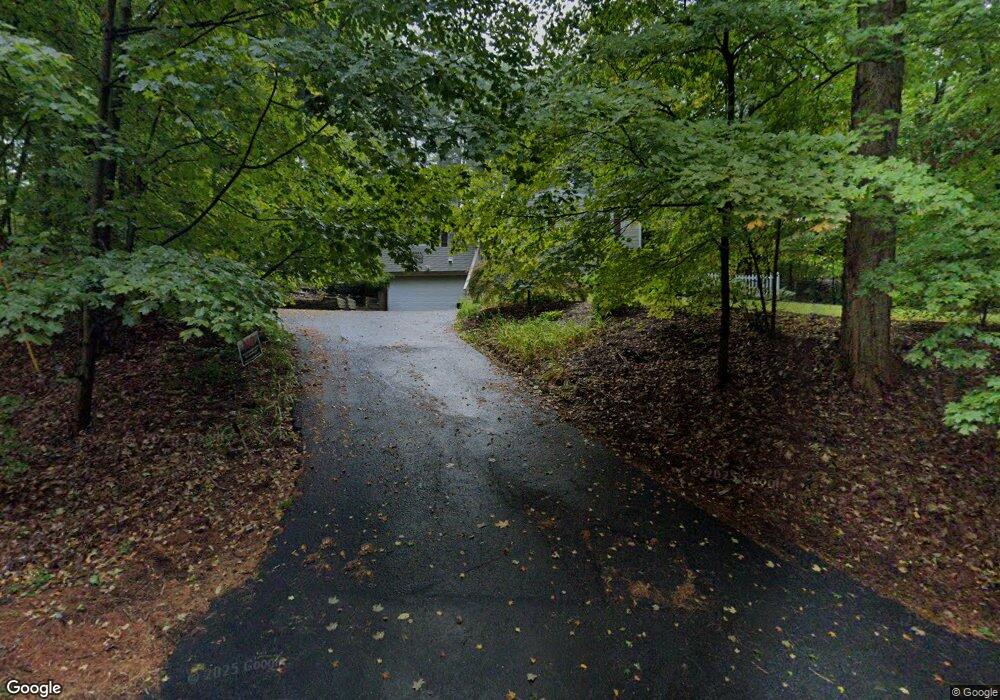 711 N East St, Amherst, MA 01002 - photo 1