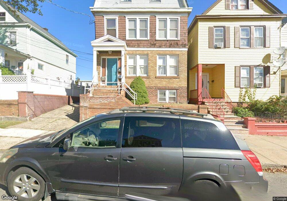 376 Jeffries St, Perth Amboy, NJ 08861 - photo 1