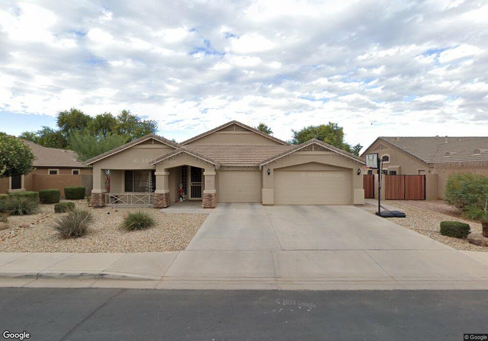 758 E Prescott Dr, Chandler, AZ 85249 - photo 1