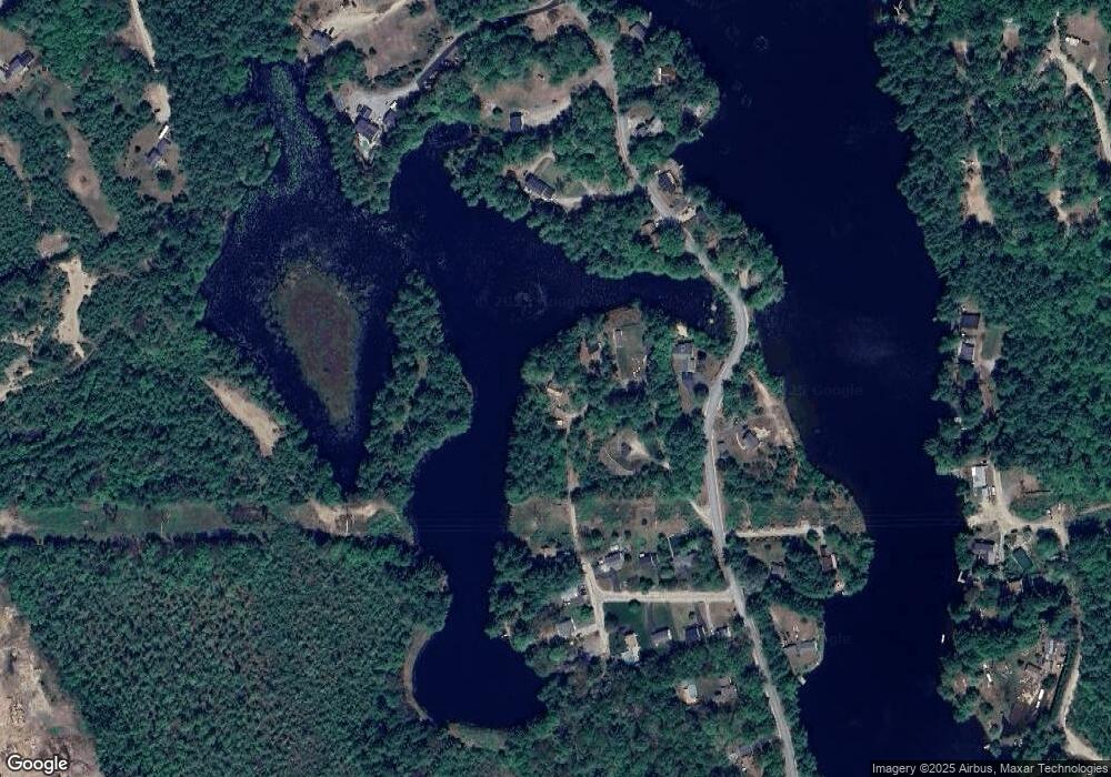 24 Wayne Dr, Weare, NH 03281 - photo 1