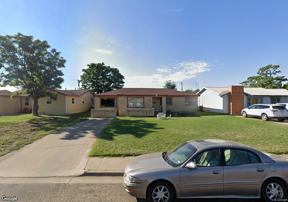 805 E 8th St, Dumas, TX 79029 - photo 1