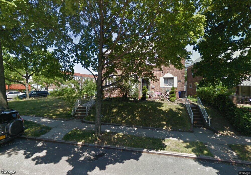 175-5 73rd Ave, Fresh Meadows, NY 11366 - photo 1