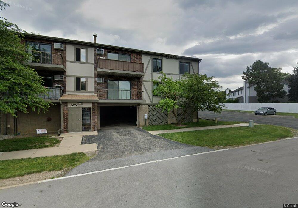 1674 Ishnala Dr unit 103, Naperville, IL 60565 - photo 1