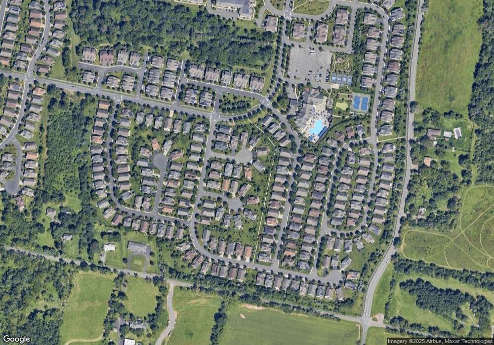 7 Nortwick Ct, Somerset, NJ 08873 - photo 1