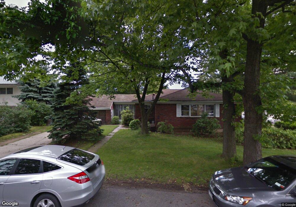 148 Radcliff Rd, Staten Island, NY 10305 - photo 1