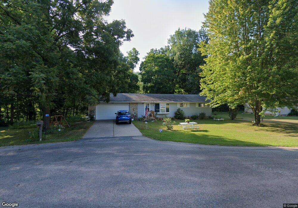 42753 Lisa Ln, Winona, MN 55987 - photo 1