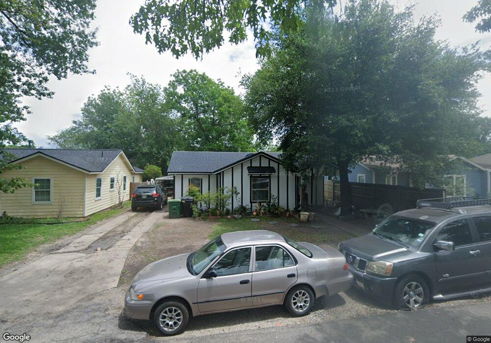 1910 Tabor St, Houston, TX 77009 - photo 1