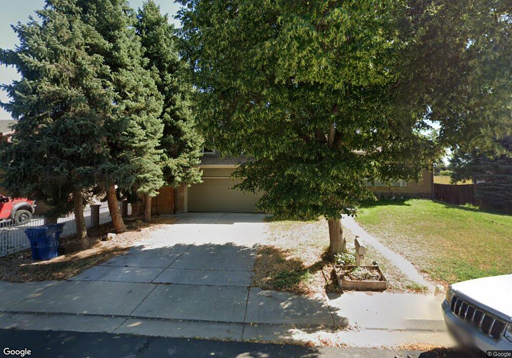 812 S Ouray St, Aurora, CO 80017 - photo 1