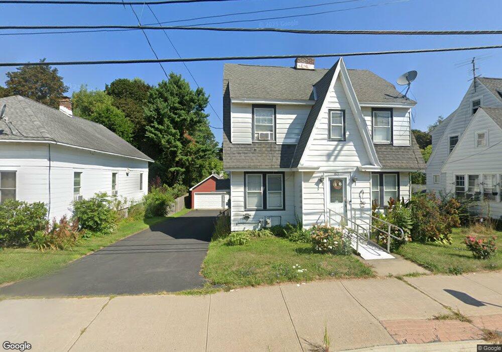 621 Hoosick Rd, Troy, NY 12180 - photo 1