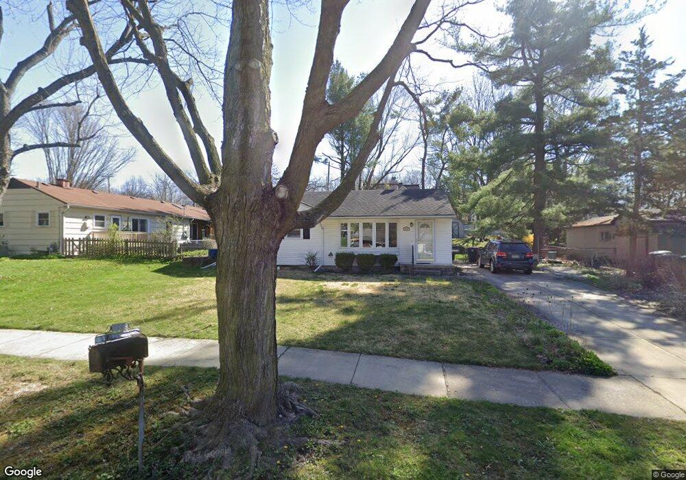 2042 Delafield Dr, Ann Arbor, MI 48105 - photo 1