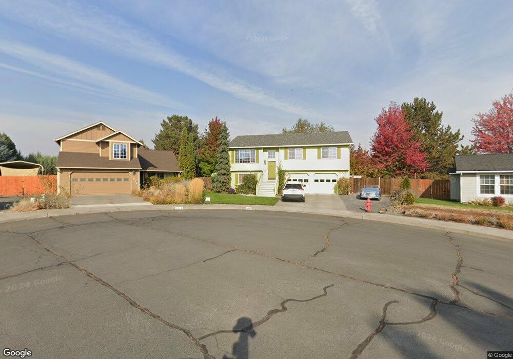 3028 NE Royal Ct, Bend, OR 97701 - photo 1