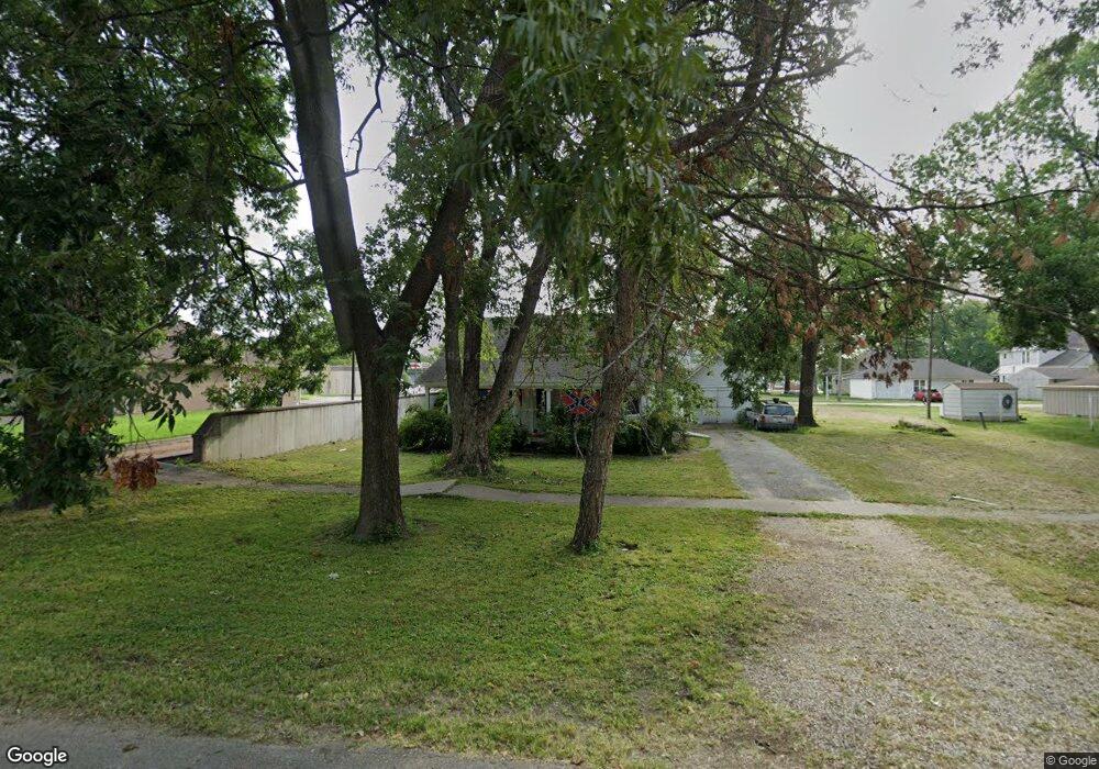 516 Navarre St, Rossville, KS 66533 - photo 1