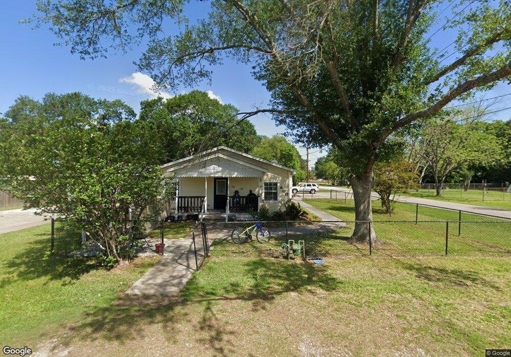 600 Mason St, Tomball, TX 77375 - photo 1