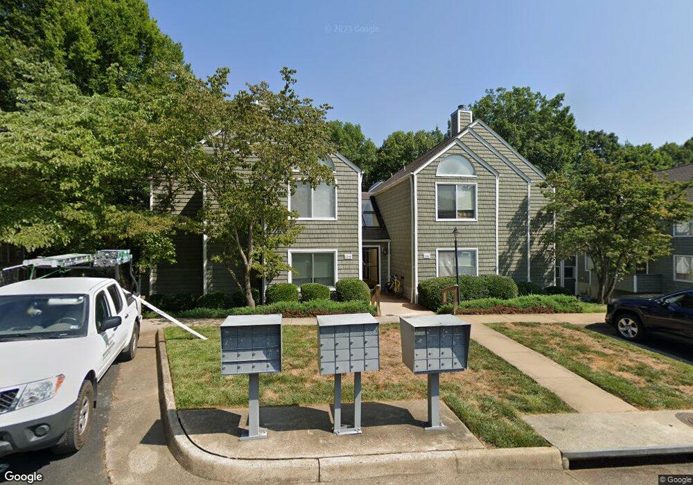 1252 Clifden Green unit 4, Charlottesville, VA 22901 - photo 1