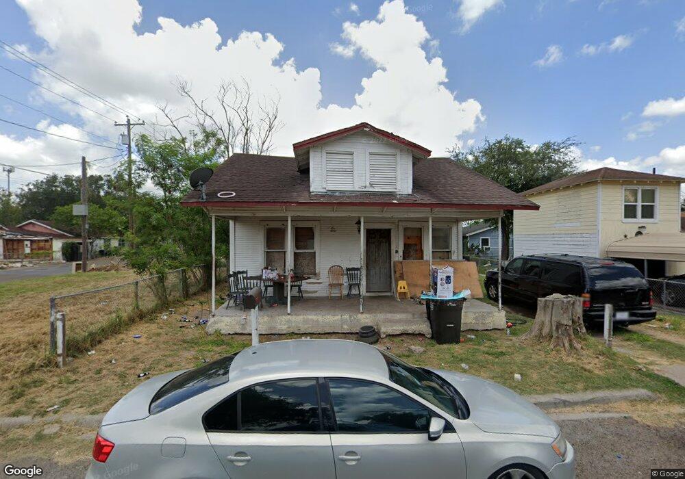 102 N Palmas St, Weslaco, TX 78596 - photo 1