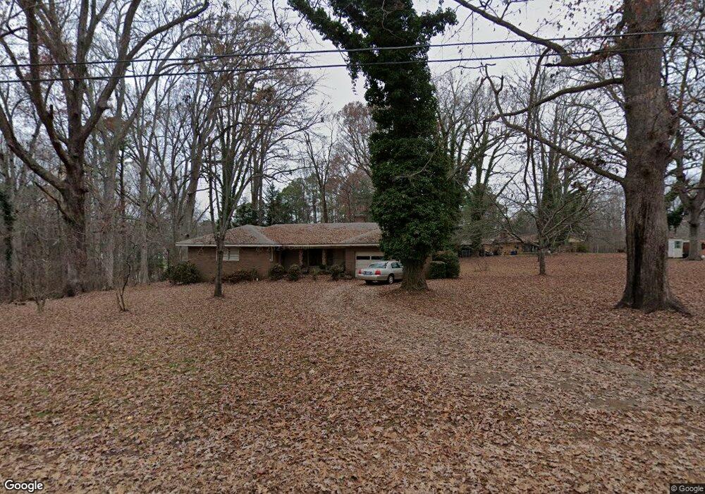 1004 Lake Dr, Siler City, NC 27344 - photo 1