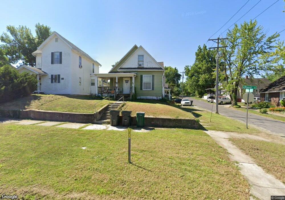 834 W Reed St, Moberly, MO 65270 - photo 1