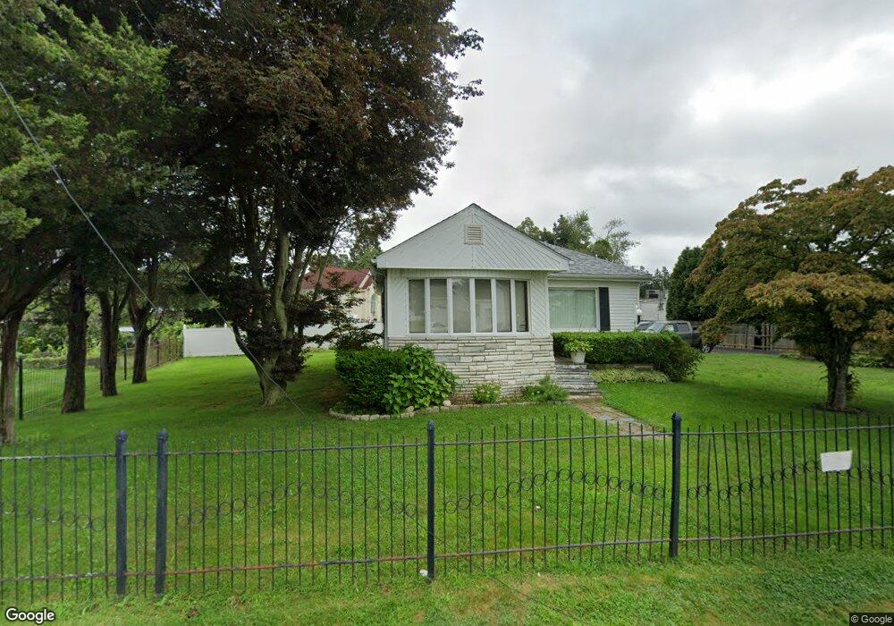 7 Davis Rd, Westport, MA 02790 - photo 1