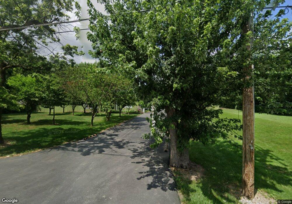 3955 Maize Rd, Columbus, OH 43224 - photo 1