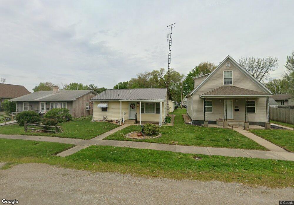 614 Oklahoma Ave, Lincoln, IL 62656 - photo 1