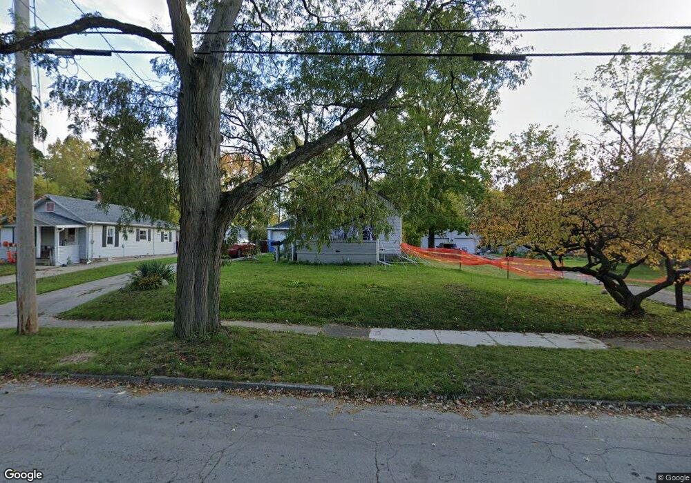 417 W Berry Ave, Lansing, MI 48910 - photo 1