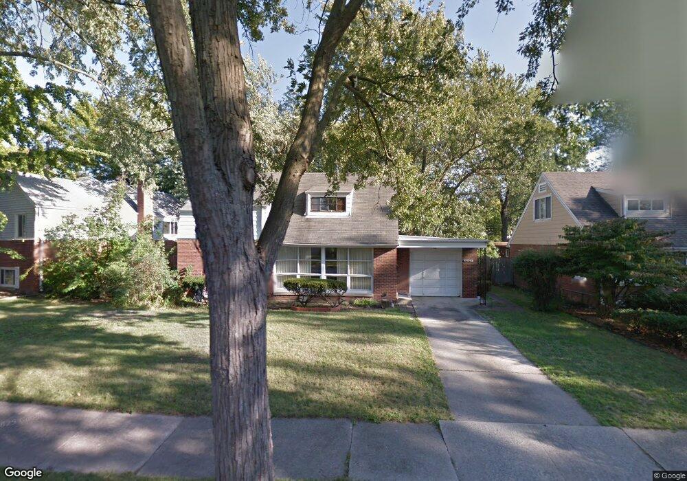 18419 Clyde Rd, Homewood, IL 60430 - photo 1