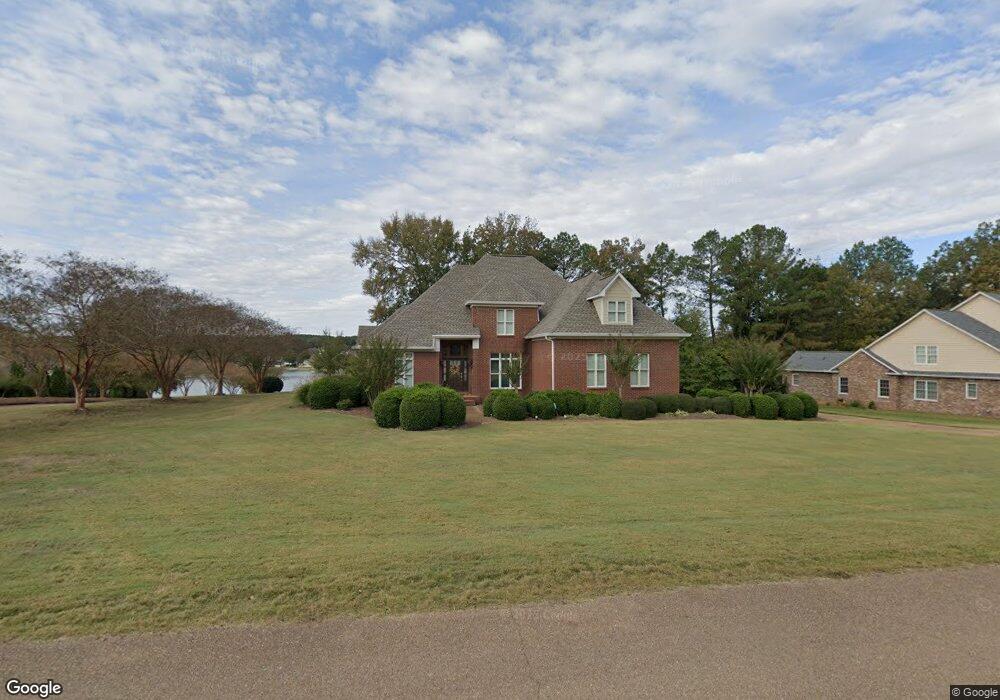 1139 E Wells Gate Dr, Oxford, MS 38655 - photo 1