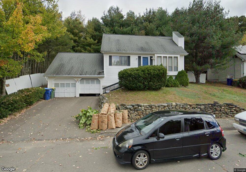 94 Kara Dr, Waterbury, CT 06704 - photo 1