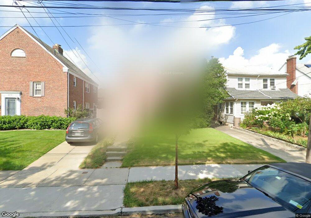 4372 170th St, Flushing, NY 11358 - photo 1