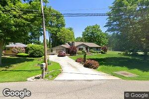 97 Woodland Dr, New Middletown, OH 44442