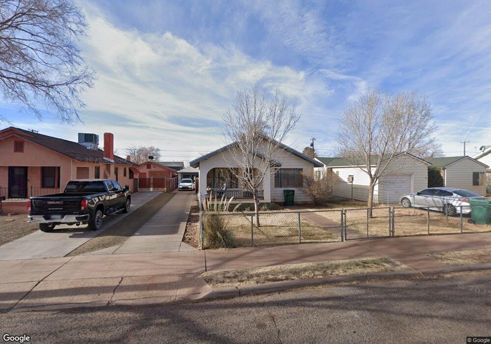 613 W Maple St, Winslow, AZ 86047 - photo 1