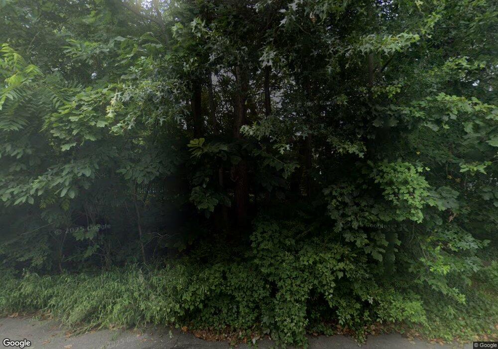 10 Hillside Place, Sea Cliff, NY 11579 - photo 1